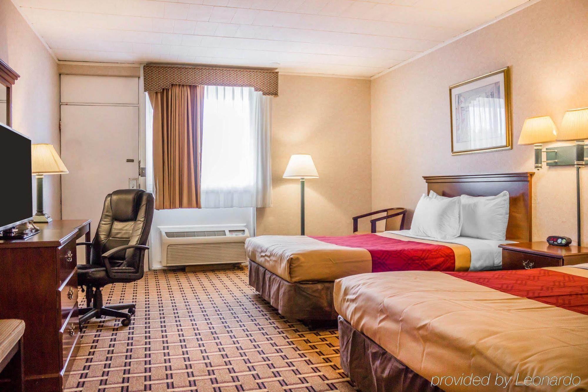 Rodeway Inn Mystic Eksteriør bilde