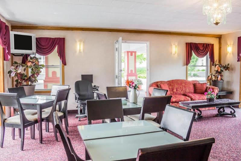 Rodeway Inn Mystic Eksteriør bilde