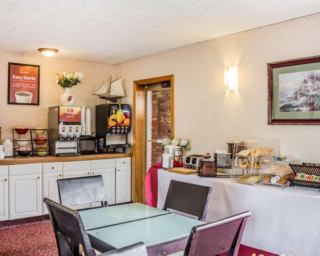 Rodeway Inn Mystic Restaurant bilde